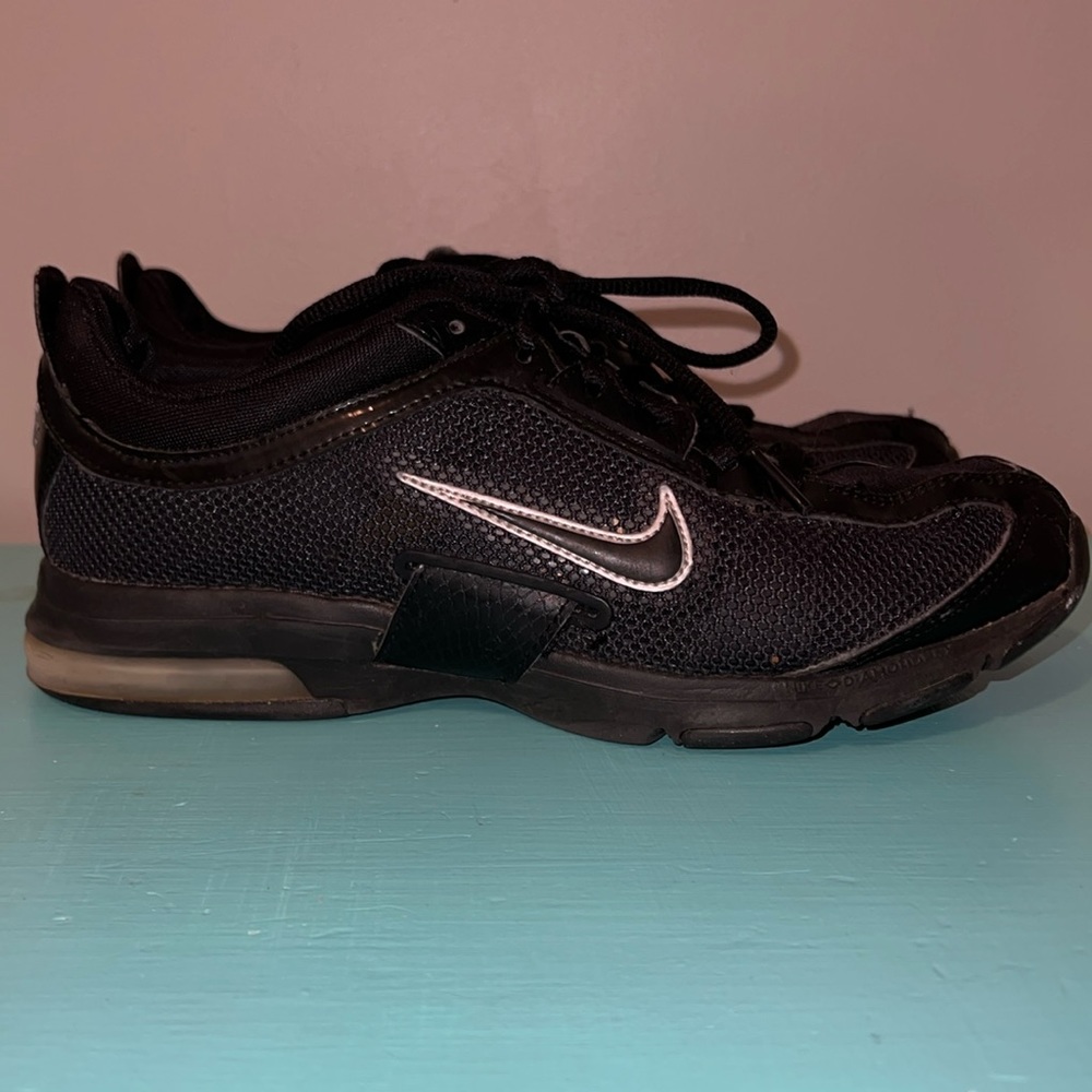 Women’s Black Air Max Trainer Essential - Size 8.5